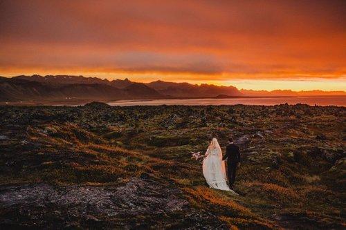 carousel-hero-element image-0